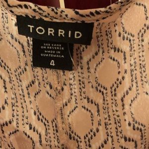 Torrid shirt